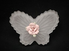 Classic Style Frosted Ribbed Butterfly w Pink Rose Trinket Box Vanity Shelf Decr - £7.81 GBP