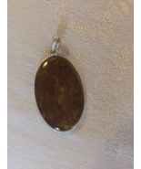 Brown stone oval pendant  - €17,37 EUR