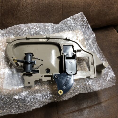 Inside Door Handle For Chevy GMC Truck 1995 1996 1997 1998 Right Gray - $9.89