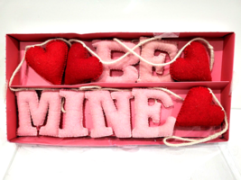 Valentines Day Love &amp; Cupcakes Heart BE MINE Wool Garland Home Decor 6FT - $39.59