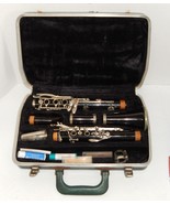 Vintage Bundy Clarinet With Green Hard Case And Accessories serial # 464479 - €128,99 EUR
