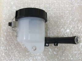 Front Master Cylinder Reservoir Cup For 1989-2003 Kawasaki Ninja ZX7R ZX 7R 7RR - £21.51 GBP