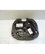 06 Mercedes R171 SLK280 tire jack, spare tire tool kit, 2115830615 - $2,571.14 MXN