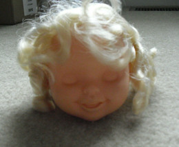 Vintage 1996 Tyco Unused Factory Stock Blonde Girl Doll Head 3 3/4&quot; Tall - £13.20 GBP