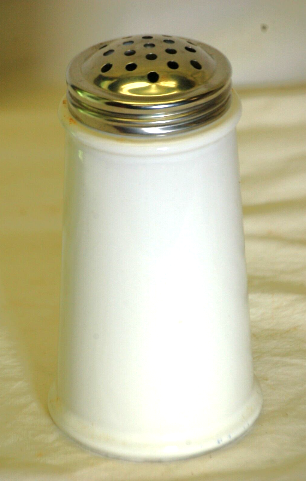Bee House Stoneware Muffineer Sugar Shaker Metal Lid Japan - $19.79