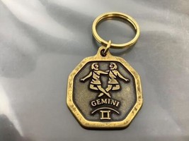 Vintage Zodiac Sign Keyring Gemini ♊️ Twins Keychain Gémaux Porte-Clé Horoscope - £10.25 GBP