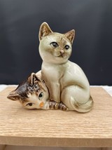 Ceramic Siamese Cats Figurine Seal Point Cats Kittens Brown Blue Eyes Japan - $16.45