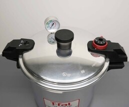 T-fal 7114000511 22 quart Aluminum Pressure Cooker/ Canner image 4