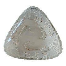 Vintage Pressed Glass Peacock Bowl with Gold Trim – 12&quot; Triangular Cente... - $712.38 MXN