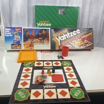 Showdown Yahtzee Board Game Milton Bradley 1991 Vintage COMPLETE - $26.29