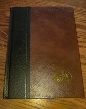 1987 World Book Yearbook Encyclopedia Scott Fetzer Company - $14.99