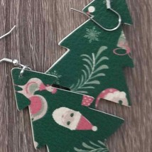 Happy Holiday - Green Christmas Tree Earrings - £9.38 GBP