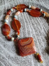 22 Inch Beaded Necklace, Total length around 25 with Dangle, Vintage Finds - £18.36 GBP