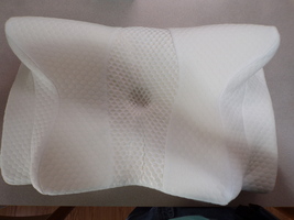 Like New Emircey Brand Pillow - €6,84 EUR