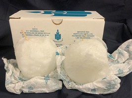 PartyLite SNOWBALL PAIR 3.5” Ball Candle Q3510 Lot 2 White Snow Balls Christmas - £12.22 GBP