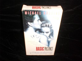 VHS Basic Instinct 1992 Michael Douglas, Sharon Stone, George Dzundza - £5.59 GBP