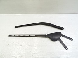 Mercedes W209 CLK55 windshield wiper arms, left and right, 2038202544, 2... - $1,526.44 MXN