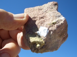 CARNOTITE URANIUM ROCK  4.0 OZ.,  36,000.CPM   SW COLORADO  $25.00 + $9.... - $25.00