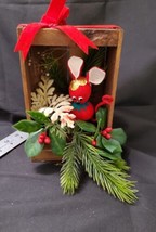 Unique Vintage Mcm Christmas Centerpiece W/ Mouse Ornament And Greenery Wood Box - £19.32 GBP