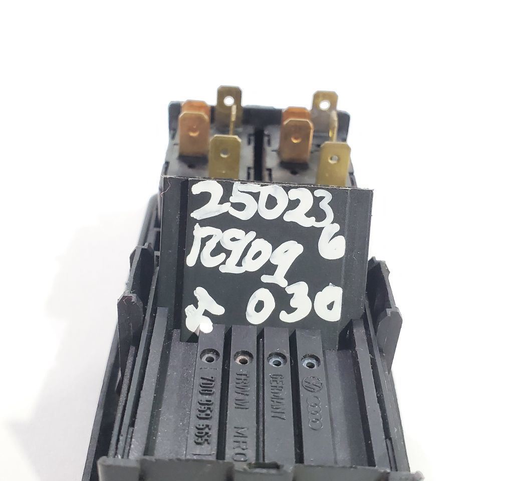 2000 2001 2002 2003 Volkswagen Eurovan OEM Master Window Switch 7D0959565 Item image 7
