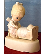 E-5204 Precious Moments Music Box Figurine Mozart&#39;s Lullaby Flame Mark MIB - £26.31 GBP