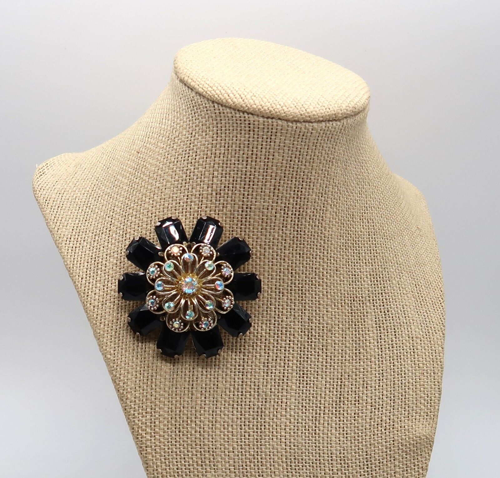 Broche Vintage Avec Nacre Et Brillants Aurora Borealis - 3,4 Cm - 7,9 G - Occasion