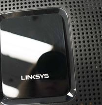 Linksys MR8300 AC2000 Tri-Band Mesh Wi-Fi Router  image 4