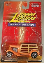 1999 Johnny Lightning Authentic Die-Cast Replica Dan Fink's Speedwagon Peach Var - $8.50