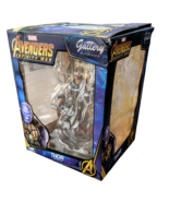DIAMOND SELECT - Avengers Infinity War THOR PVC Diorama  - Broken Arm - ... - $733.47 MXN
