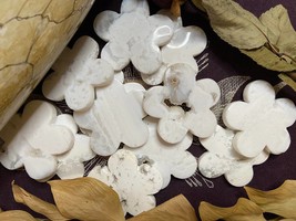 Snow Agate Flower Carving, Snow Agate Flower, All Natural - $13.00