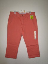 NEW Riders by Lee Women, size 16 Medium, capri pants Natural Fit, color Nectar - £30.49 GBP