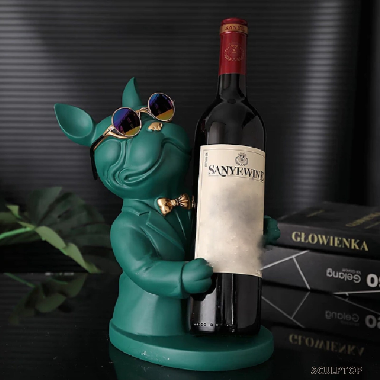 Dog sculpture