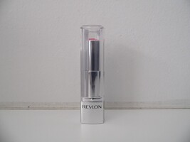 Revlon Ultra HD Lipstick #845 Peony Full Size Factory Sealed - $202.07 MXN