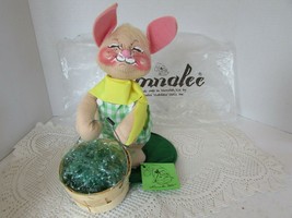 ANNALEE DOLL 1988 BOY BUNNY 9.5&quot; COTTONTAIL WITH EASTER BASKET BASE &amp; TAG - £23.49 GBP