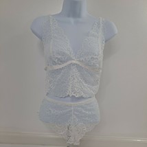 Lingerie Lace Floral White Two-piece Medium - £11.87 GBP