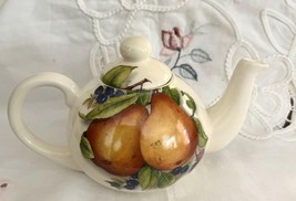 Vintage Small 1 Cup Fruit Decorated Tea Pot for One Virebent Made in France - €8,69 EUR