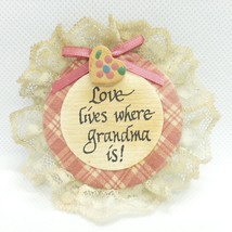 &quot;Love Lives Where Grandma is!&quot; souvenir magnet for refrigerator, locker,... - €5,13 EUR