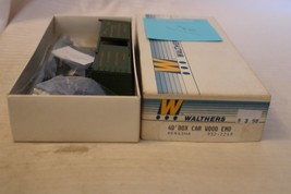 HO Scale Walthers, 40&#39; Box Car, Menasha Wooden Ware Co., Green #84 - 932... - £23.43 GBP