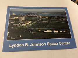Vintage Postcard Unposted NASA Lyndon B Johnson Space Center Houston TX - $1.14