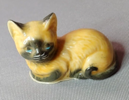 Siamese Kitty Cat Miniature Vintage Curio Porcelain 1 3/8 in - $12.82