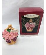 Hallmark Keepsake Ornament 1993 Grandmother Christmas Ornament - $126.30 MXN