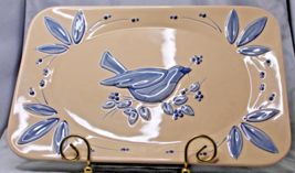 Bluebird Plate Tender Heart Treasures 2001 Ceramic Stoneware Stand Included - £18.64 GBP