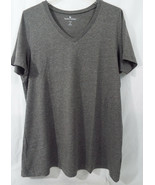 Women&#39;s Plus Size Perfect V Neck Shirt in Charcoal Gray  - £14.14 GBP