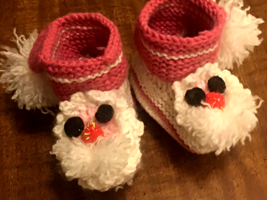 Handmade Knitted Booties for Babies Santa Claus Red Pink and White Colors - $932.80 MXN