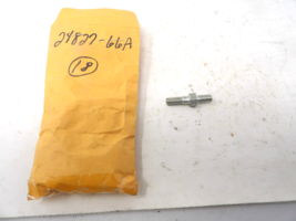 1 Harley Davidson Transmission Stud OEM 24827-66A HD AMF Shovelhead - $176.40 MXN