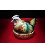 CERAMIC SHAKERS HEN ON NEST WITH EGGS, JAPAN SET MULTICOLOR - $63.80 CAD