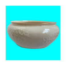 Vintage LENOX Ivory Color Masterpiece Flower Bowl with 24K Gold Trim - £18.52 GBP