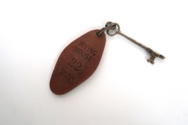 Vintage Skeleton Key on Leather Keychain Irving House Dalton MA Room # 22 - £7.83 GBP