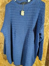 America By Perry Ellis Medium Size Long Sleeve Sweater - $34.65