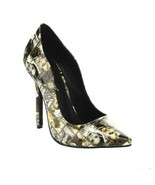Queen Chateau Kelly 3 Pointed Toe Magazine Print Stiletto Heel Pumps Beige 8 1/2 - $39.60